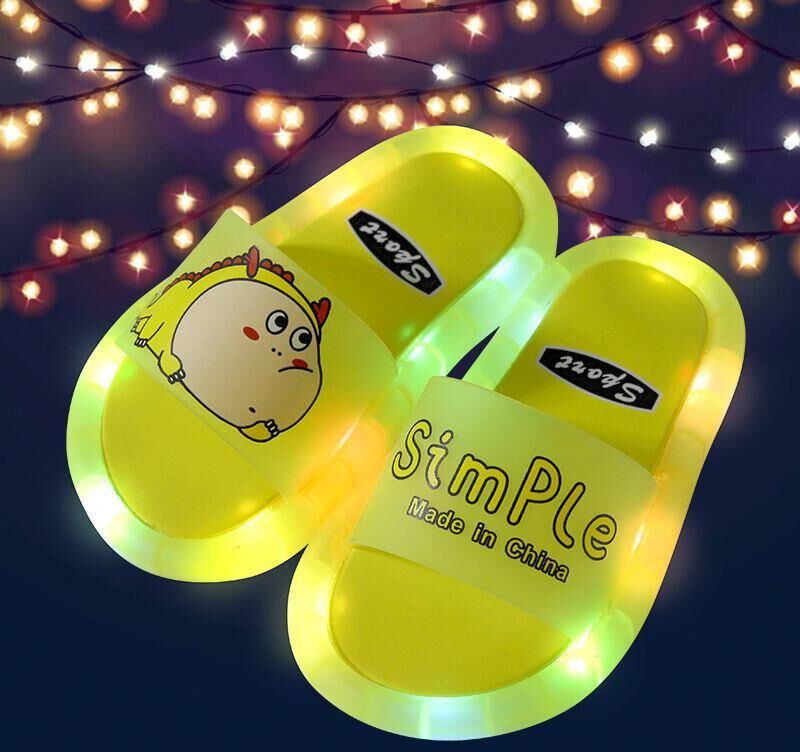 Z-shoes one Children's Slippers Luminous  New Cartoon Luminous Kids Sandals Cute Boys and Girls Outer Wear Sandalsjavascript: