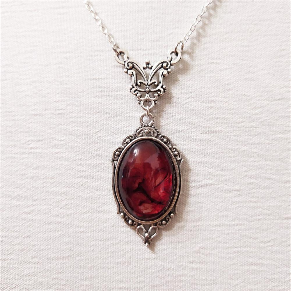 Taylor Erotic Lingerie Gothic Blood Red Quartz Charm Necklace Oval Pendant Necklace For Women Halloween Vampire Embossed Witch Jewelry Vintage Chokers