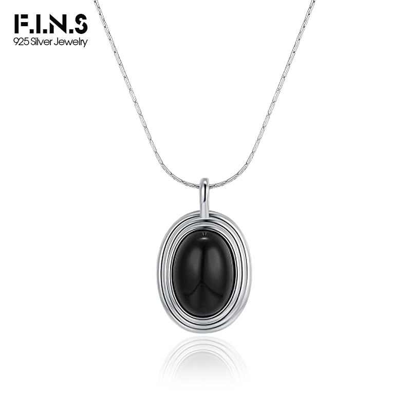 Taylor Erotic Lingerie F.I.N.S S925 Sterling Silver Oval Black Agate Necklace Retro Old Classic Geometric Pendants for Women Minimalist Fine Jewelry