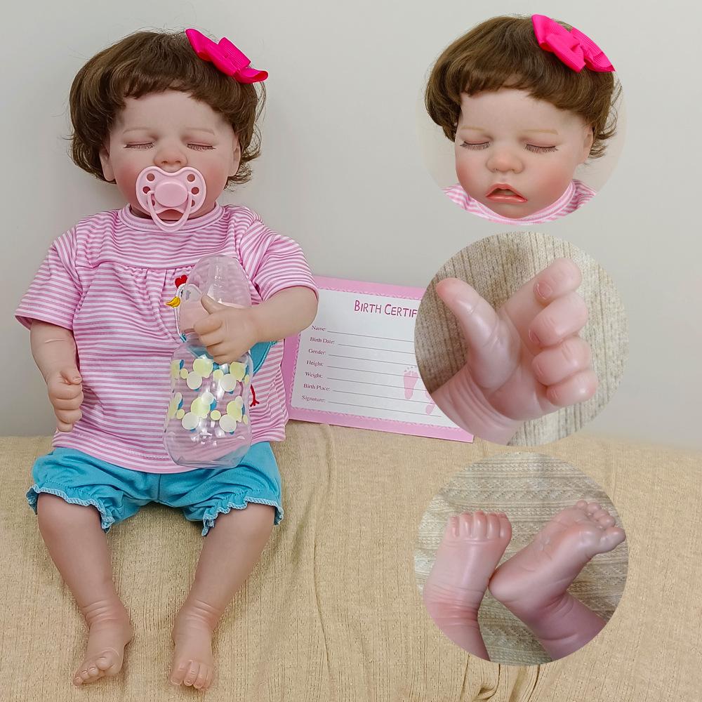 Toy and gift land 43CM Washable Lifelike Soft Hand-painted Simulation Baby Reborn Doll Children Accompany Play Doll Gift