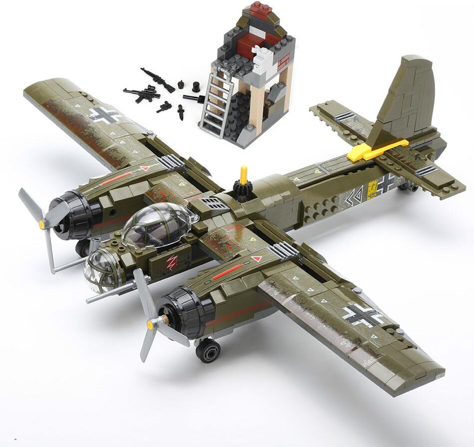 Global Toy 559pcs Military Ju-88 Bombing Plane Building Block WW2 Helicopter Army Weapon Soldier Model Bricks Kit Toy for Children