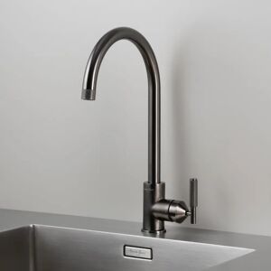 Buster + Punch UKT-352340 4-IN-1 Linear   Kitchen Tap Gun Metal