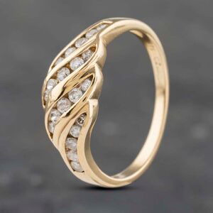 Pre-Owned 9ct Yellow Gold Cubic Zirconia Channel Set Four Row Ring 41103153 Pre-Owned 9ct Yellow Gold Cubic Zirconia Channel Set Four Row Ring 41103153