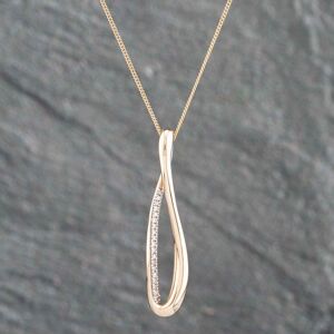 Pre-Owned 9ct Yellow Gold Brilliant Cut Diamond Long Twist Three Stone Bar Pendant & 18 Inch Curb Chain 41142182 Pre-Owned 9ct Yellow Gold Brilliant Cut Diamond Long Twist Three Stone Bar Pendant & 18 Inch Curb Chain 41142182