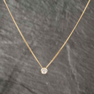 Pre-Owned 9ct Yellow Gold Brilliant Cut Diamond Round Pendant & 18 Inch Curb Chain 41142576 Pre-Owned 9ct Yellow Gold Brilliant Cut Diamond Round Pendant & 18 Inch Curb Chain 41142576