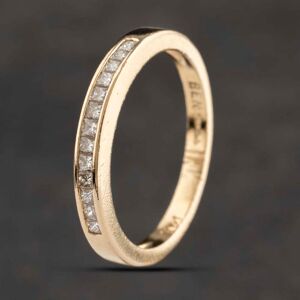 Pre-Owned 14ct Yellow Gold 0.25ct Princess Cut Diamond Half Eternity Ring 41383023 Pre-Owned 14ct Yellow Gold 0.25ct Princess Cut Diamond Half Eternity Ring 41383023