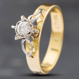 Pre-Owned Vintage Yellow Gold Brilliant Cut Diamond High Set Solitaire Ring 41481558 Pre-Owned Vintage Yellow Gold Brilliant Cut Diamond High Set Solitaire Ring 41481558