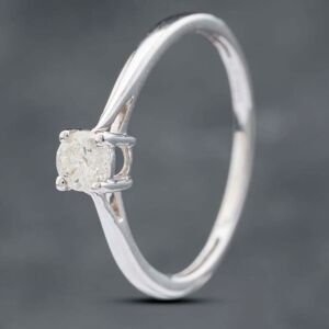 Pre-Owned 18ct White Gold 0.25ct Brilliant Cut Diamond Solitaire Ring 41481714 Pre-Owned 18ct White Gold 0.25ct Brilliant Cut Diamond Solitaire Ring 41481714