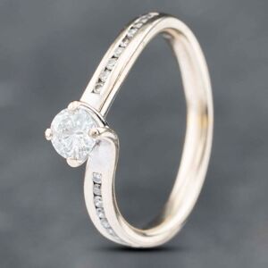 Pre-Owned 18ct White Gold Brilliant Cut Diamond Twist Shoulder Set Solitaire Ring 41481800 Pre-Owned 18ct White Gold Brilliant Cut Diamond Twist Shoulder Set Solitaire Ring 41481800