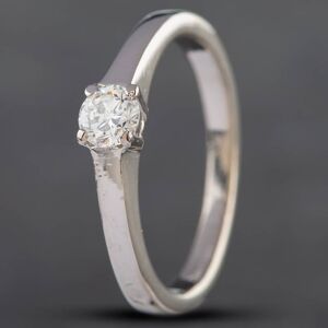 Pre-Owned 18ct White Gold 0.25ct Brilliant Cut Diamond Solitaire Ring 4158880 Pre-Owned 18ct White Gold 0.25ct Brilliant Cut Diamond Solitaire Ring 4158880