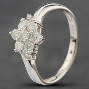 Pre-Owned Platinum 0.50ct Brilliant Cut Diamond Cluster Ring 43091015 Pre-Owned Platinum 0.50ct Brilliant Cut Diamond Cluster Ring 43091015