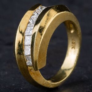 Pre-Owned 18ct Yellow Gold 0.80ct Princess Cut Diamond Seven Stone Cross Over Band Fancy Ring 4312049 Pre-Owned 18ct Yellow Gold 0.80ct Princess Cut Diamond Seven Stone Cross Over Band Fancy Ring 4312049