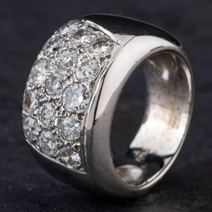 Pre-Owned 18ct White Gold 2.00ct Brilliant Cut Diamond Three Row Pave Set Band Fancy Ring 4312067 Pre-Owned 18ct White Gold 2.00ct Brilliant Cut Diamond Three Row Pave Set Band Fancy Ring 4312067