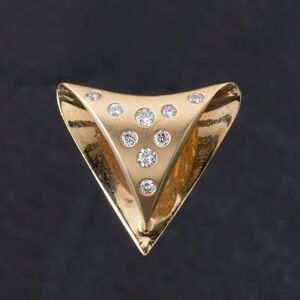 Pre-Owned 14ct Yellow Gold 0.25ct Brilliant Cut Diamond Triangular Textured Loose Pendant 4314029 Pre-Owned 14ct Yellow Gold 0.25ct Brilliant Cut Diamond Triangular Textured Loose Pendant 4314029