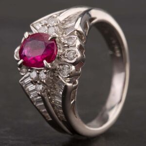 Pre-Owned Platinum 1.16ct Ruby & 0.96ct Diamond Cluster Ring 4335126 Pre-Owned Platinum 1.16ct Ruby & 0.96ct Diamond Cluster Ring 4335126
