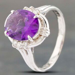 Pre-Owned Platinum Certificated 2.41ct Amethyst & 0.11ct Diamond Oval Cluster Ring 43421006 Pre-Owned Platinum Certificated 2.41ct Amethyst & 0.11ct Diamond Oval Cluster Ring 43421006
