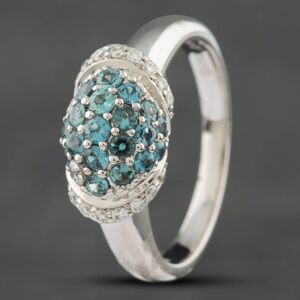 Pre-Owned 18ct White Gold 0.66ct Blue Alexandrite & 0.13ct Brilliant Cut Diamond Dress Ring 435615729 Pre-Owned 18ct White Gold 0.66ct Blue Alexandrite & 0.13ct Brilliant Cut Diamond Dress Ring 435615729