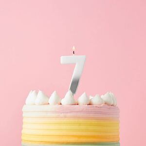 Club Green Silver Ombre Number '7' Celebration Candle Silver Club Green Silver Ombre Number '7' Celebration Candle Silver