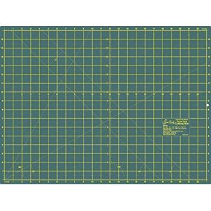 Groves & Thames SE CUTTING MAT 60X45 - Cutting Mat: Large: 60 x 45cm - Sew Easy in Green Size: 60 x 45 cm Green 60 x 45 cm Groves & Thames SE CUTTING MAT 60X45 - Cutting Mat: Large: 60 x 45cm - Sew Easy in Green Size: 60 x 45 cm Green 60 x 45 cm