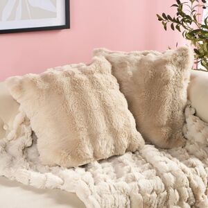 OHS 2 x Bubble Faux Fur Fluffy Cushion Covers in Natural Size: 45 cm x 45 cm Natural 45 cm x 45 cm OHS 2 x Bubble Faux Fur Fluffy Cushion Covers in Natural Size: 45 cm x 45 cm Natural 45 cm x 45 cm