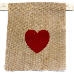 KDMD Natural Bunting I LOVE YOU (large with hearts) in Brown Brown KDMD Natural Bunting I LOVE YOU (large with hearts) in Brown Brown