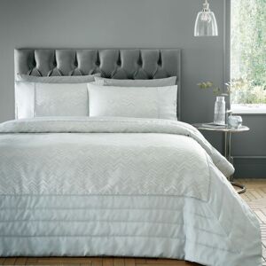 Portfolio Home Antibes Chevron Waves Quilted Throwover Bed Throw Blanket 200 x 230cm in Silver Size: 200 cm x 230 cm Silver 200 cm x 230 cm Portfolio Home Antibes Chevron Waves Quilted Throwover Bed Throw Blanket 200 x 230cm in Silver Size: 200 cm x 230 cm Silver 200 cm x 230 cm