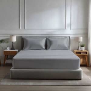 Snug City Microfibre Soft Touch Fitted Sheet 40cm Extra Deep Skirt Plain Dyed Bed Linen in Silver Size: Super King Silver Super King Snug City Microfibre Soft Touch Fitted Sheet 40cm Extra Deep Skirt Plain Dyed Bed Linen in Silver Size: Super King Silver Super King