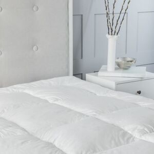 Snug City Duck Feather & Down Luxury Mattress Enhancer Bed Topper in White Size: Super King White Super King Snug City Duck Feather & Down Luxury Mattress Enhancer Bed Topper in White Size: Super King White Super King