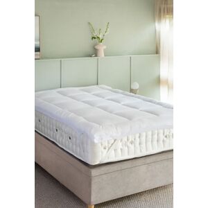 Soak&Sleep Soft As Down Mattress Topper in White Size: King White King Soak&Sleep Soft As Down Mattress Topper in White Size: King White King