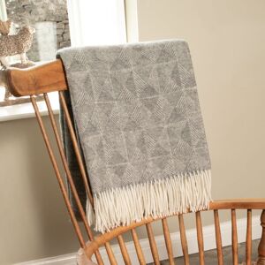 Native Natural Diamond Pattern Grey Wool Blanket Size: Double Grey Double Native Natural Diamond Pattern Grey Wool Blanket Size: Double Grey Double