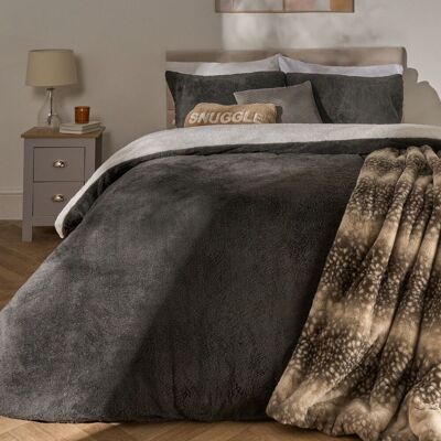 Brentfords - Reversible Teddy Duvet Cover with Pillowcase - Grey - Duvet Cover Set Brentfords - Reversible Teddy Duvet Cover with Pillowcase - Grey - Duvet Cover Set