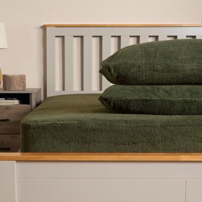 OHS Teddy Fleece Thermal Fitted Bed Sheet in Dark Green Size: Double Fitted Dark Green Double Fitted OHS Teddy Fleece Thermal Fitted Bed Sheet in Dark Green Size: Double Fitted Dark Green Double Fitted