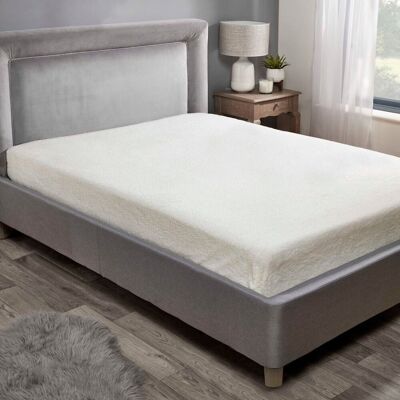 Rapport Home Teddy Fleece Plain Fitted Bed Sheets in Cream Size: Single Cream Single Rapport Home Teddy Fleece Plain Fitted Bed Sheets in Cream Size: Single Cream Single