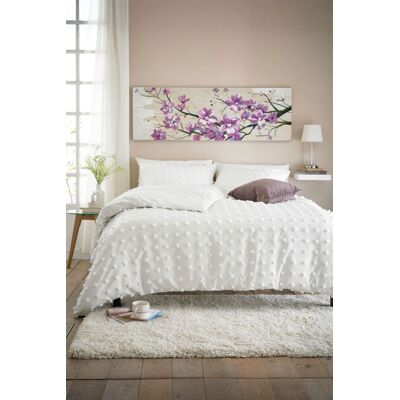 Deyongs Fluffy Dots Duvet Set with Tufted Microfibre Texture in White Size: Double White Double Deyongs Fluffy Dots Duvet Set with Tufted Microfibre Texture in White Size: Double White Double
