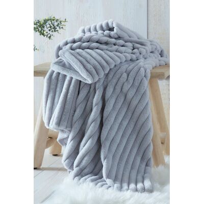 Appletree Morritz 130cm x 180cm Throw - Throw Appletree Morritz 130cm x 180cm Throw - Throw