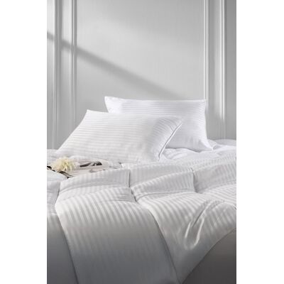 Snuggledown Snuggledown Luxurious Hotel 13.5 Tog Winter Duvet - Duvet and Pillow Set Snuggledown Snuggledown Luxurious Hotel 13.5 Tog Winter Duvet - Duvet and Pillow Set
