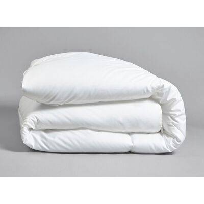 Early's of Witney 'Save the World' 10.5 Tog Duvet in White Size: Super King White Super King Early's of Witney 'Save the World' 10.5 Tog Duvet in White Size: Super King White Super King
