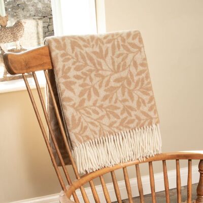 Native Natural Leaf Pattern Beige Wool Blanket Size: Double Beige Double Native Natural Leaf Pattern Beige Wool Blanket Size: Double Beige Double