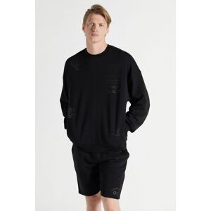 Original Creator Men's Health Club Sweatshirt in Jet Black Size: Medium Jet Black M Original Creator Men's Health Club Sweatshirt in Jet Black Size: Medium Jet Black M