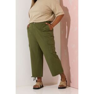 Yours Women's Cropped Cargo Trousers in Light Khaki Size: 16 Light Khaki 16 Yours Women's Cropped Cargo Trousers in Light Khaki Size: 16 Light Khaki 16