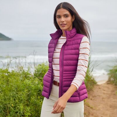 lands end Lands' End Women's Wanderweight Down Ultralight Packable Gilet in Raspberry Size: 14-16 Raspberry 14-16 lands end Lands' End Women's Wanderweight Down Ultralight Packable Gilet in Raspberry Size: 14-16 Raspberry 14-16