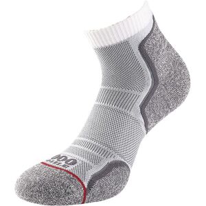 1000 Mile Women's Run Ankle Socks in White Size: Small White S 1000 Mile Women's Run Ankle Socks in White Size: Small White S