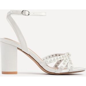 Linzi Women's Enchanted Bridal Ivory Pearl Heeled Sandals in White Size: 4-Standard Fit White 4-Standard Fit Linzi Women's Enchanted Bridal Ivory Pearl Heeled Sandals in White Size: 4-Standard Fit White 4-Standard Fit