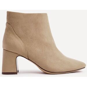 Linzi Women's Cove Mocha Faux Suede Soft Square Toe Block Heel Ankle Boot in Brown Size: 8-Standard Fit Brown 8-Standard Fit Linzi Women's Cove Mocha Faux Suede Soft Square Toe Block Heel Ankle Boot in Brown Size: 8-Standard Fit Brown 8-Standard Fit