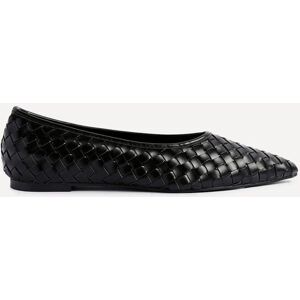 Linzi Women's Talina Black Faux Leather Woven Pointed Toe Ballet Flats Size: 4-Standard Fit Black 4-Standard Fit Linzi Women's Talina Black Faux Leather Woven Pointed Toe Ballet Flats Size: 4-Standard Fit Black 4-Standard Fit