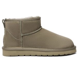 EverAu Australia Women's Real Sheepskin Finch Ultra Mini Classic Boots with EVA Sole in Light Brown Size: 4 Light Brown 4 EverAu Australia Women's Real Sheepskin Finch Ultra Mini Classic Boots with EVA Sole in Light Brown Size: 4 Light Brown 4