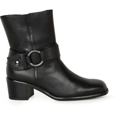 Gabor Women's 'Easel' Low Heeled Ankle Boots in Black Size: 6.5 Black 6.5 Gabor Women's 'Easel' Low Heeled Ankle Boots in Black Size: 6.5 Black 6.5
