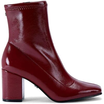 Carvela Women's 'Strut Ankle' Patent Boots in Red Size: 8 Red 8 Carvela Women's 'Strut Ankle' Patent Boots in Red Size: 8 Red 8