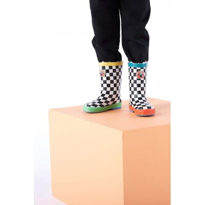 TOG24 'Border' Shaun the Sheep Wellies in Black Size: 10 Black 10 TOG24 'Border' Shaun the Sheep Wellies in Black Size: 10 Black 10