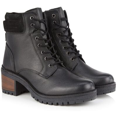 Amen Shoes Women's Cara Leather Heeled Boots in Black Size: 4 Black 4 Amen Shoes Women's Cara Leather Heeled Boots in Black Size: 4 Black 4